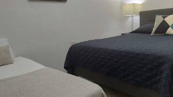 1 bedroom, desk, iron/ironing board, WiFi