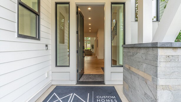 Exterior detail - Bellevue Dream w/ Spacious 6BR Luxury Home (Bellevue)