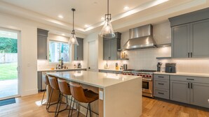 Private kitchen - Bellevue Dream w/ Spacious 6BR Luxury Home (Bellevue)