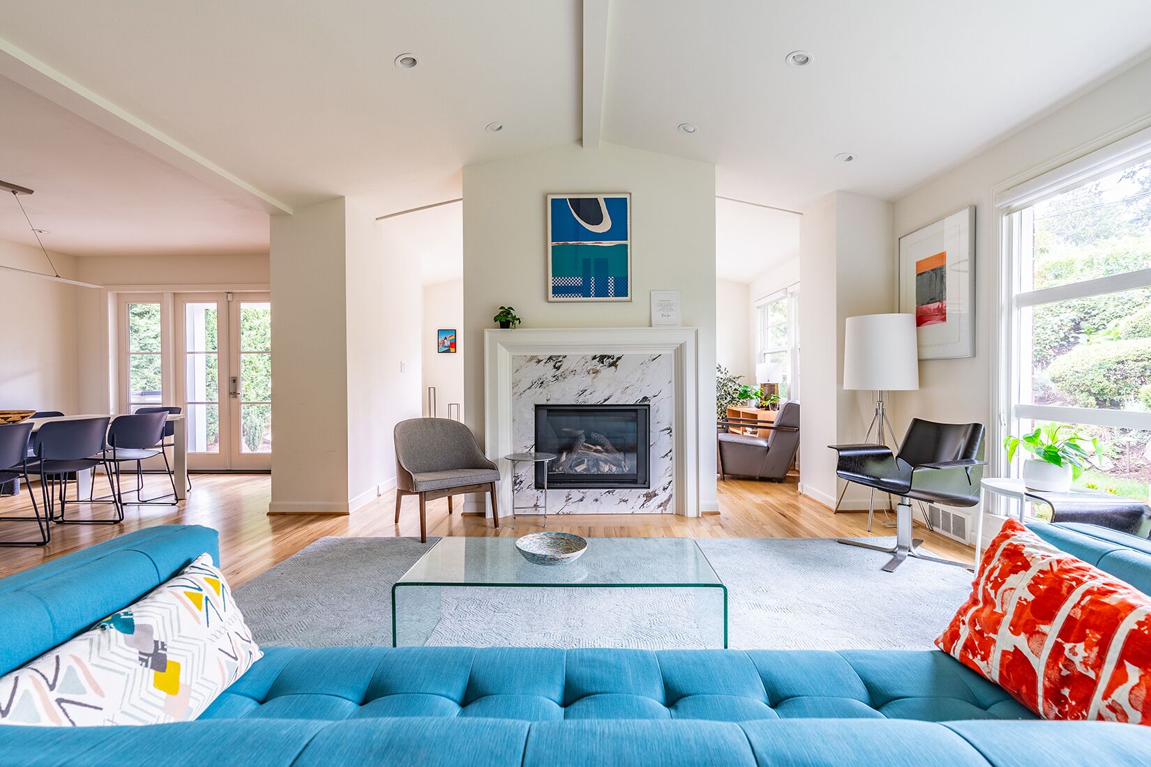 Smart TV, fireplace, books