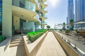 Property grounds - ENG Holiday Homes (Dubai)