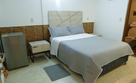 Double Room, City View | Desk, laptop workspace, iron/ironing board, free WiFi