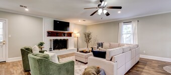 Sprawling Updated Ranch with Fireplace on Wimbledon
