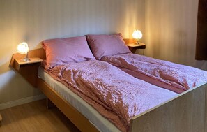 5 habitaciones, cuna de viaje y wifi gratis 