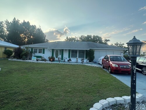 Sunshine Stay Near Florida’s Gulf Coast