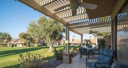 Sun-sational Escape: 2BD/2BA Condo in Palm Desert