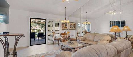 Televisión y oficina