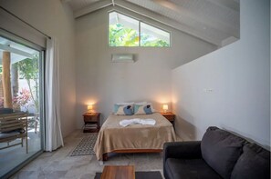 1 bedroom, in-room safe, WiFi, bed sheets