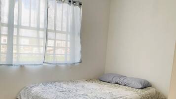 Wifi gratis y ropa de cama