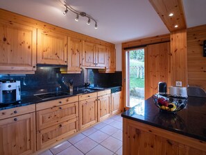 Microwave, oven, dishwasher, toaster