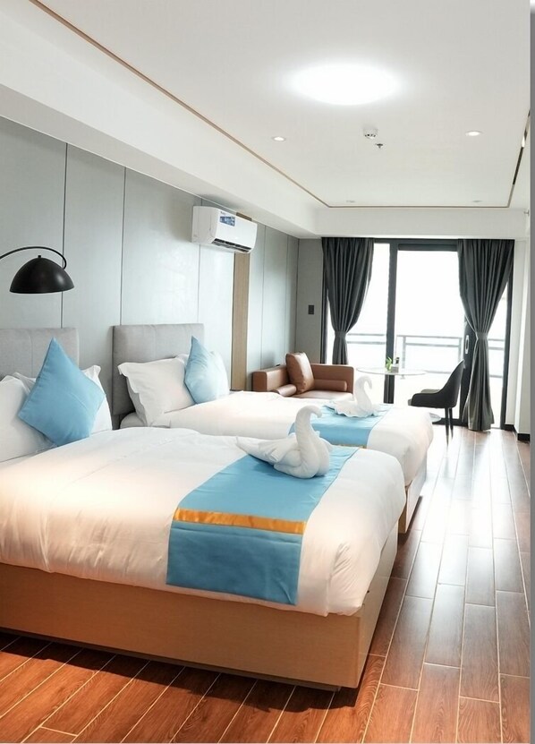 Comfort Room, Balcony, Ocean View | Down comforters, pillowtop beds, individually decorated