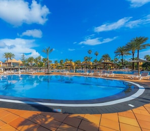 Pool - Casa La Rosa Papagayo Corralejo iRentFuerteventura (Corralejo)
