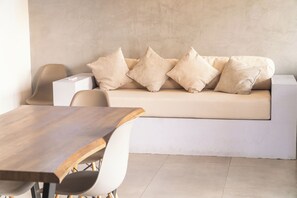 Family Condo, Garden View | 2 bedrooms, in-room safe, free WiFi - Akira (Tamarindo)