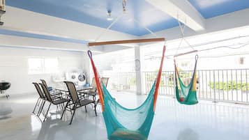 Comfort Condo | Terrace/patio