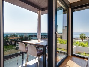 Outdoor dining - Grandview by Interhome (Privlaka)