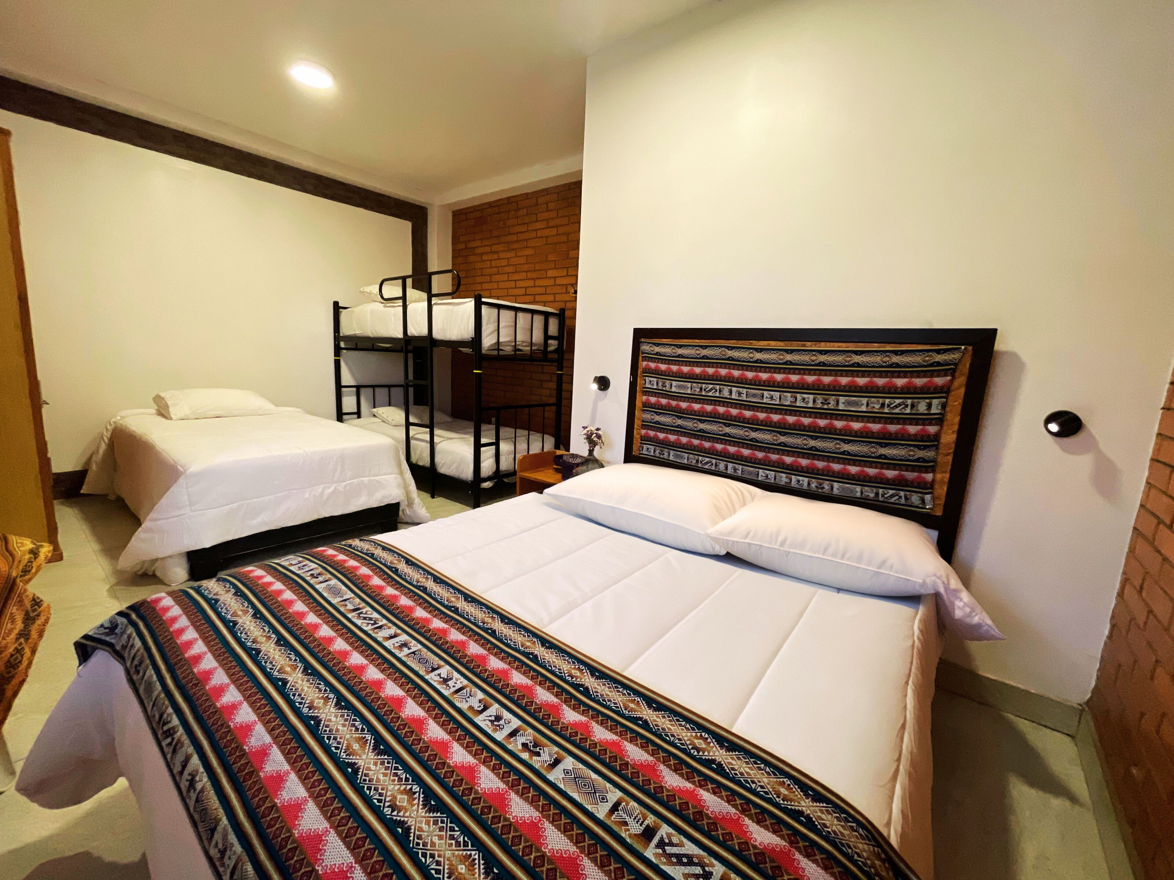 Laptop workspace, free WiFi