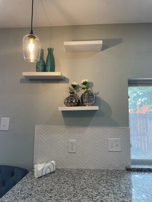 Interior - Charming 3-bedroom townhome with WiFi and AC in Dallas (Dallas)