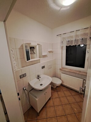 Hårføner, håndklær, såpe og sjampo