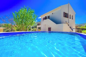 Outdoor pool - Charming 2 bedroom villa in Agia Eirini with WiFi , AC,  pool. Sleeps up to 6. (Agia Eirini)