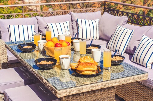 Charming 2 bedroom villa in Agia Eirini with WiFi , AC,  pool. Sleeps up to 6.