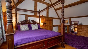 8 bedrooms, iron/ironing board, travel cot, free WiFi
