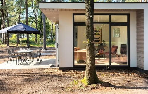 2 bedroom awesome home in Hellendoorn