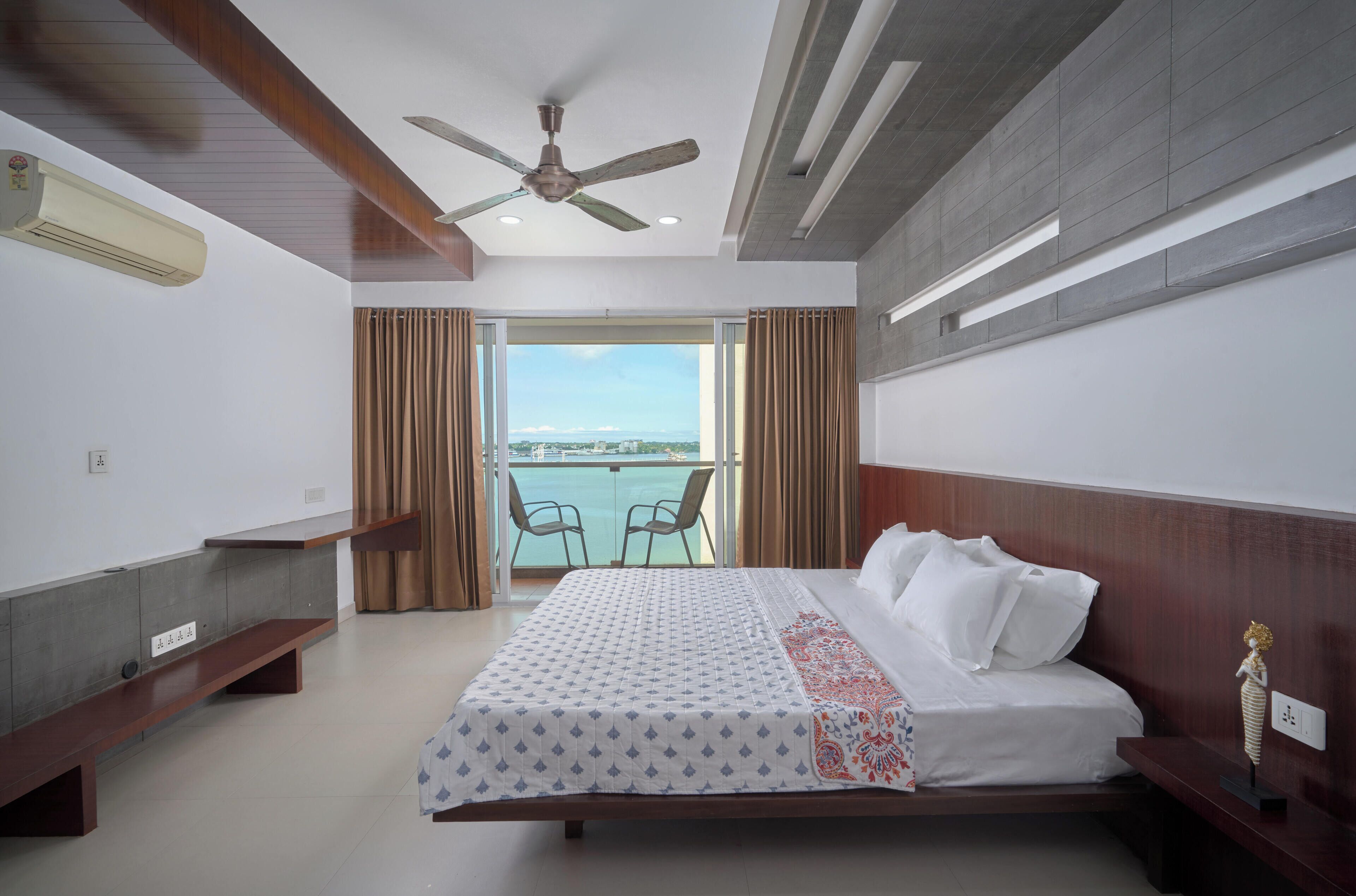 3 makuuhuonetta, silitysrauta/-lauta, Wi-Fi, vuodevaatteet