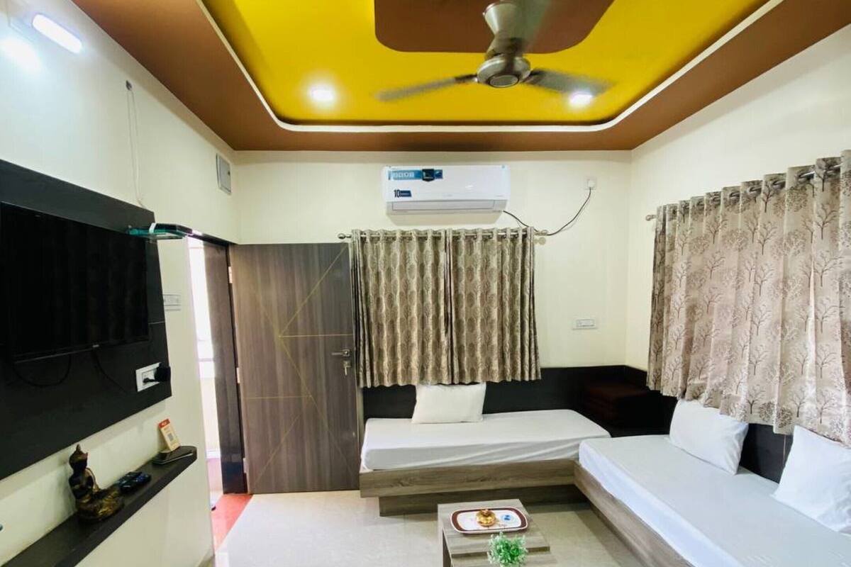 Luxury Room, City View