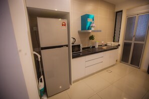 Private kitchen - D'pristine Residence By The One Homestay (Iskandar Puteri)