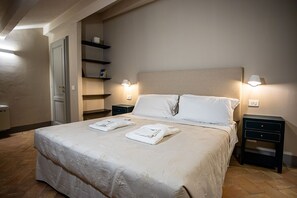 2 bedrooms, iron/ironing board, travel cot, free WiFi - Nice apartment for 4 guests with A/C, WIFI and panoramic view (Cortona)