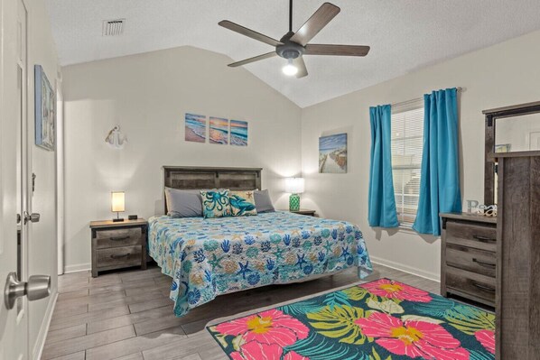 4 habitaciones, escritorio, tabla de planchar con plancha y wifi 