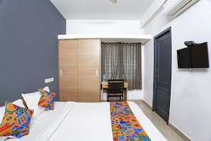 Deluxe Room - Fabhotel Bella Vagues (Tirupporur)