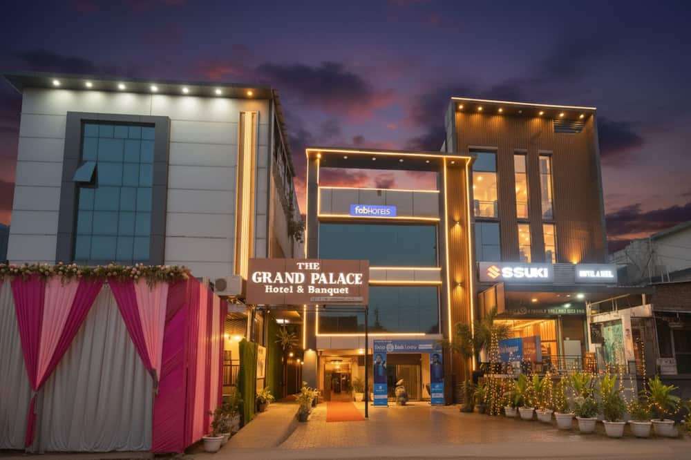 Via Grand Palace Faridabad