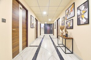 Lobby - Fabhotel Pearl Square (Jaipur)