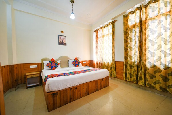 Deluxe Room | Egyptian cotton sheets, premium bedding, in-room safe, free WiFi - Fabhotel K Square (Manali)