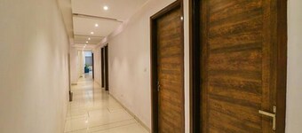 Fabhotel Prime Parisar