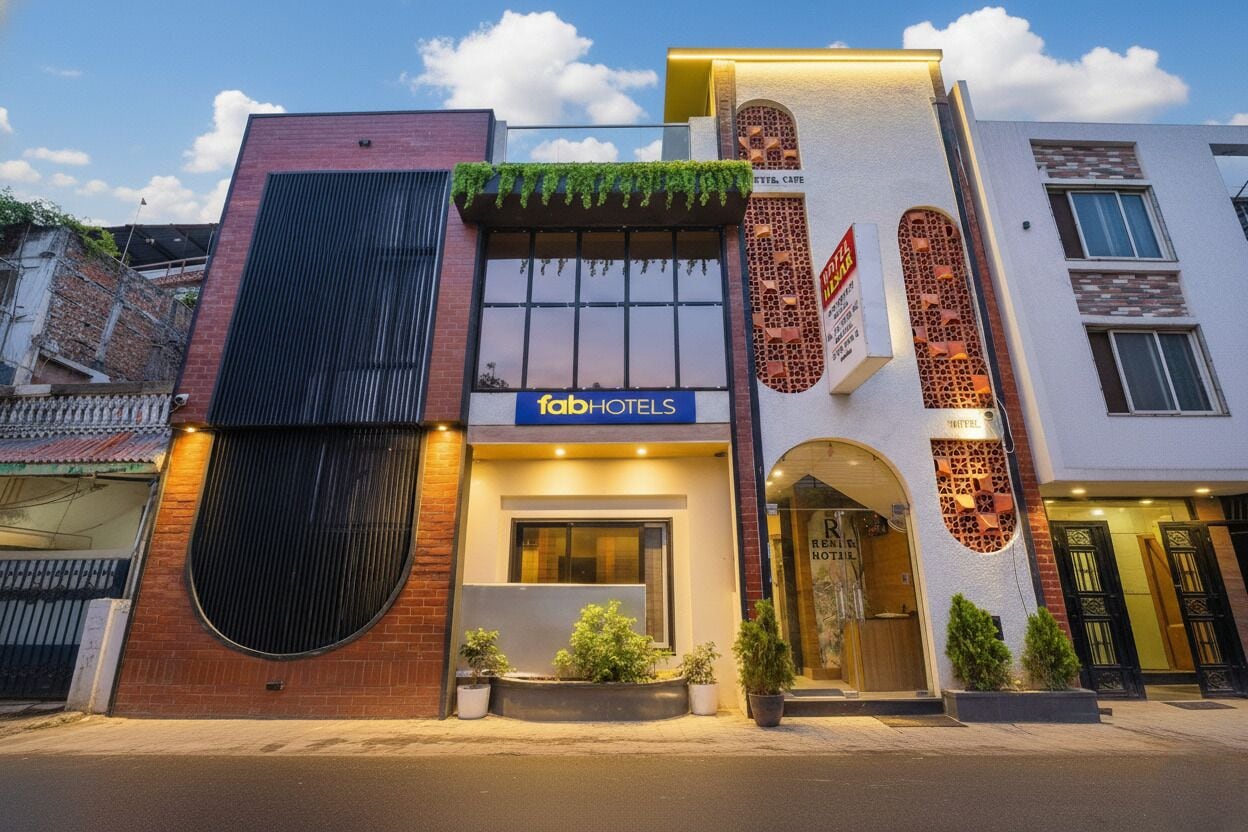 ด้านหน้าที่พัก