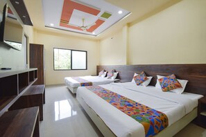 Familiekamer | Lakens van Egyptisch katoen, luxe beddengoed, een kluis op de kamer