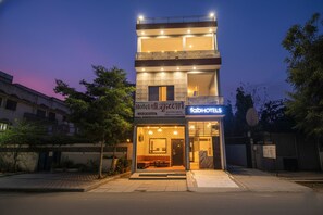 Exterior - FabExpress Shree Krishna Guest House (Ujjain)