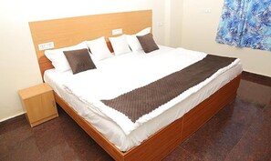 Egyptiske bomuldslagner, premium-sengetøj, pengeskab på værelset