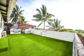 Garden - FabHotel Grand Royal By Casa Dos Reis, 400M From Candolim Beach (Candolim)