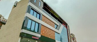 แฟบโฮเทล อทิตยา แอนด์ ค ิงส์