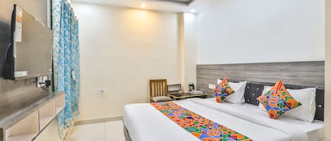 Deluxe Room | Egyptian cotton sheets, premium bedding, in-room safe, free WiFi