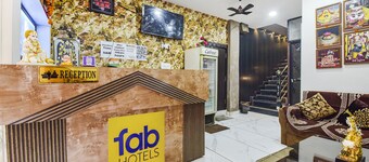 Fabexpress Anandam Palace Guest House