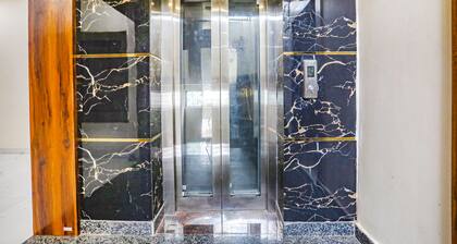 Fabhotel Imperail House