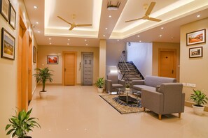 Khu tiếp khách ở sảnh