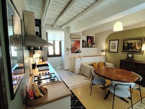 Interior - B-TWENTY7  (Palermo)