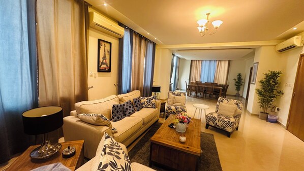 Interior - Azaiba Villas (Muscat)