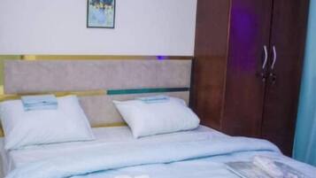 1 bedroom, iron/ironing board, WiFi, bed sheets