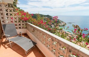 Terrace/patio - Villa Buraux (Roses)